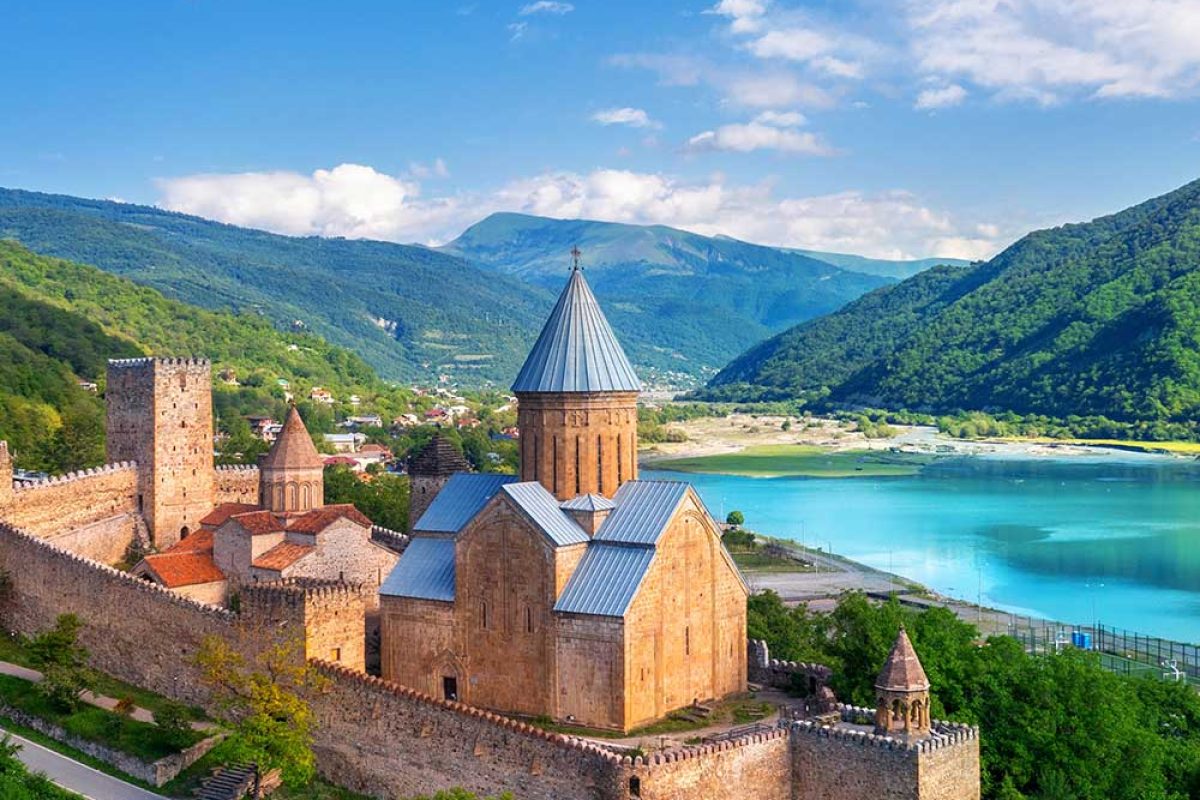 Ananuri fortress complex