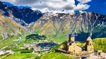 Kazbegi day trip from Tbilisi -Однодневный тур в Казбеги