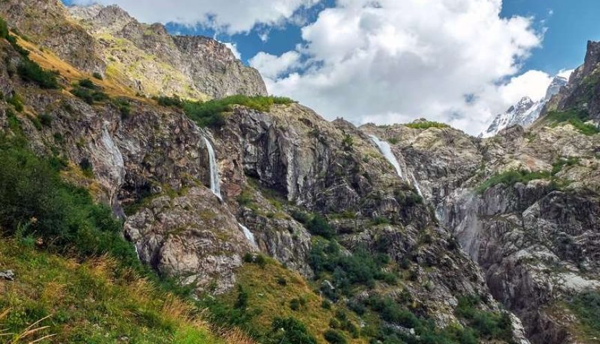 Ushba Waterfalls - водопады Ушбы